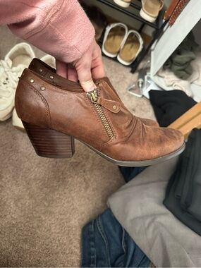 BareTraps Brown Leather Chunky Heel Ankle Boot